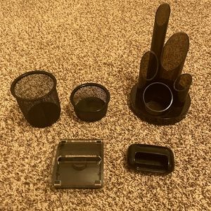 Desk Accessories (5 pieces)